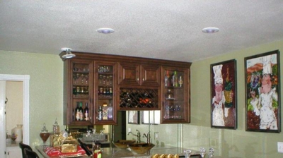 Custom Glass Bar Photo